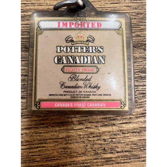 Potter's Canadian Blended Canadian Whiskey Keychain Bottle Tag Vintage - Picture 2 of 3